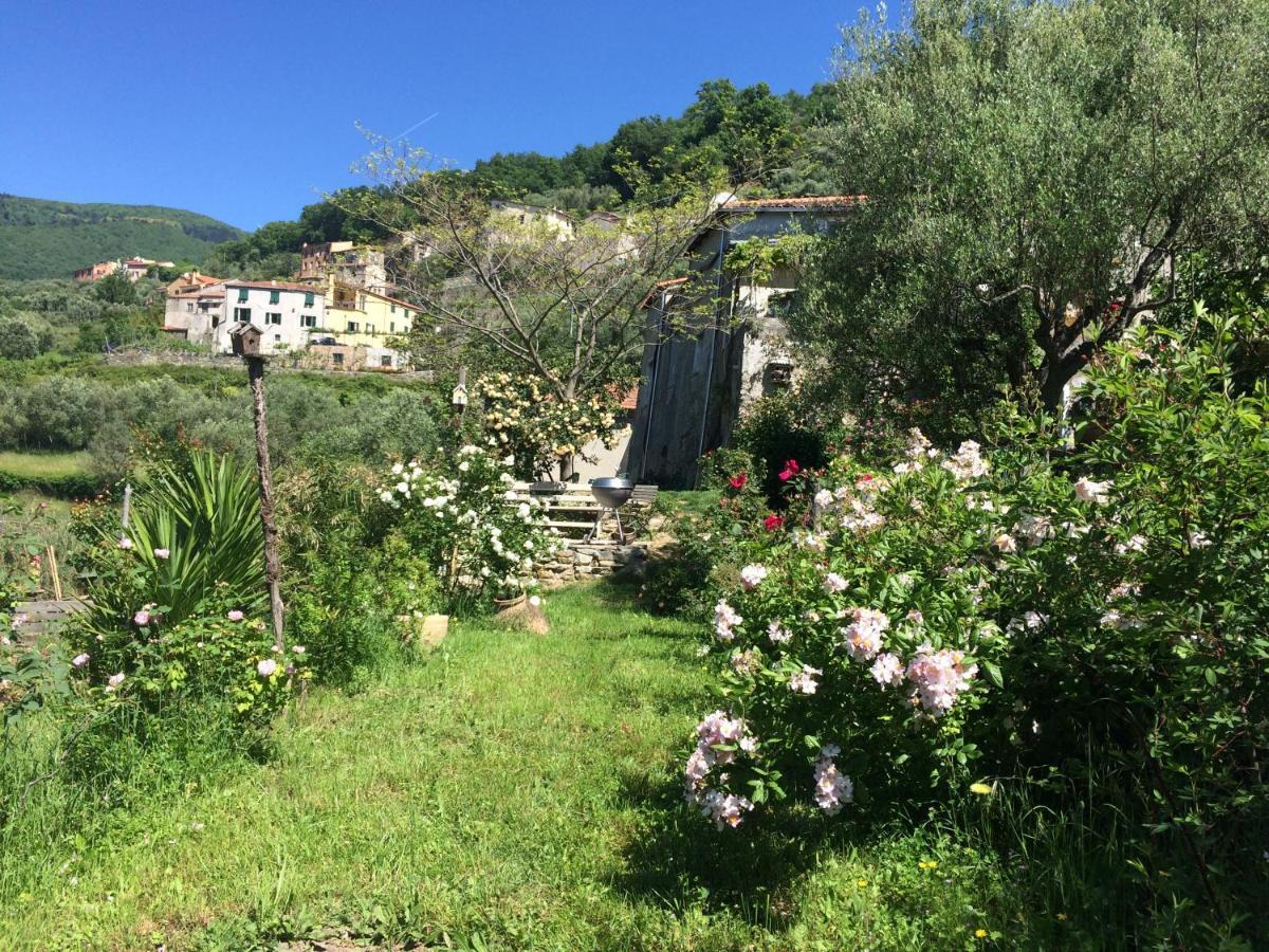 Antica Casa Del Canto Iara - Private Parking Calice Ligure Exterior foto